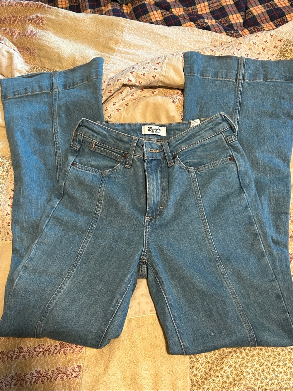 Wrangler Medium Blue High-Rise Wide bottom Jeans
